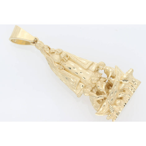 10 karat Gold Mate Caridad del Cobre Charm