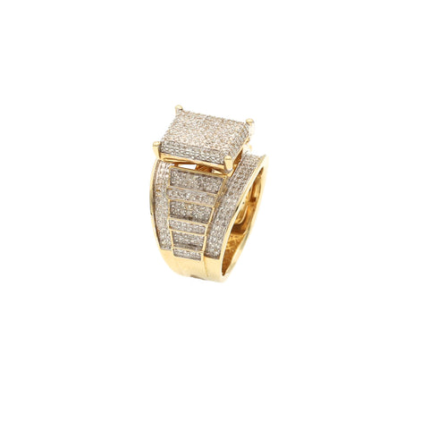 1 carat diamond ring in 10K yellow gold with fancy setting on white background