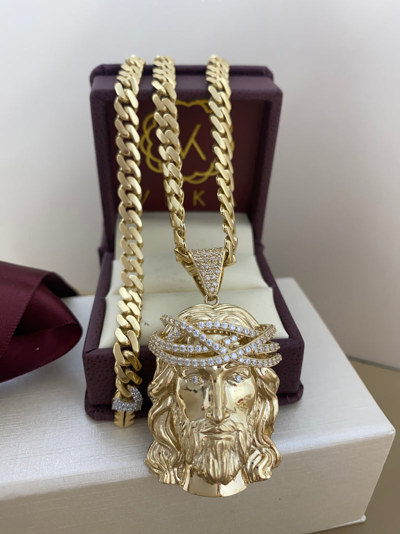 10 Karat Gold Jesus Face Charm