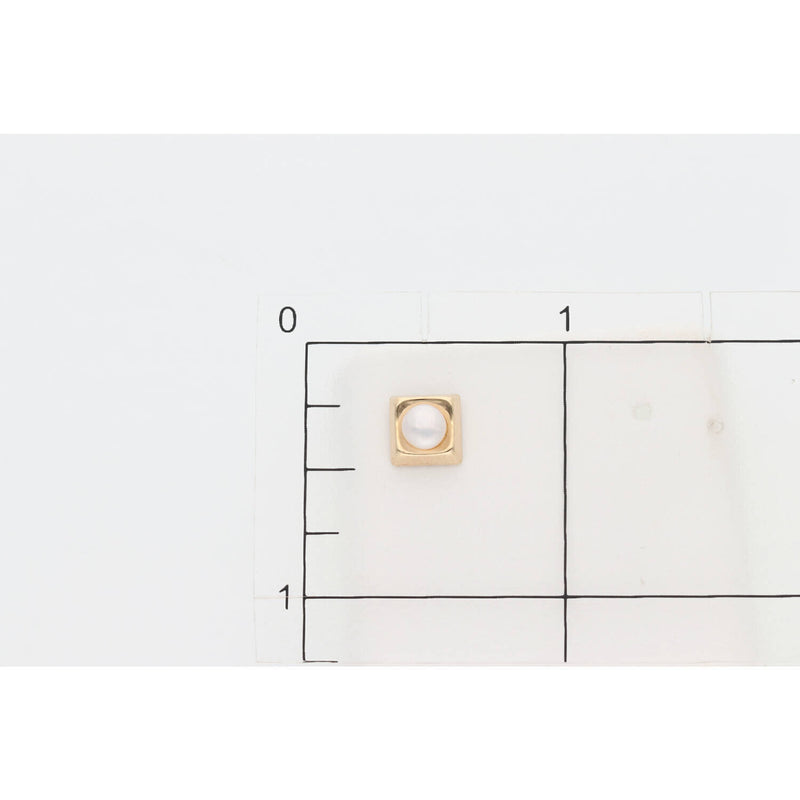 14 Karat Gold Square Stud Earring