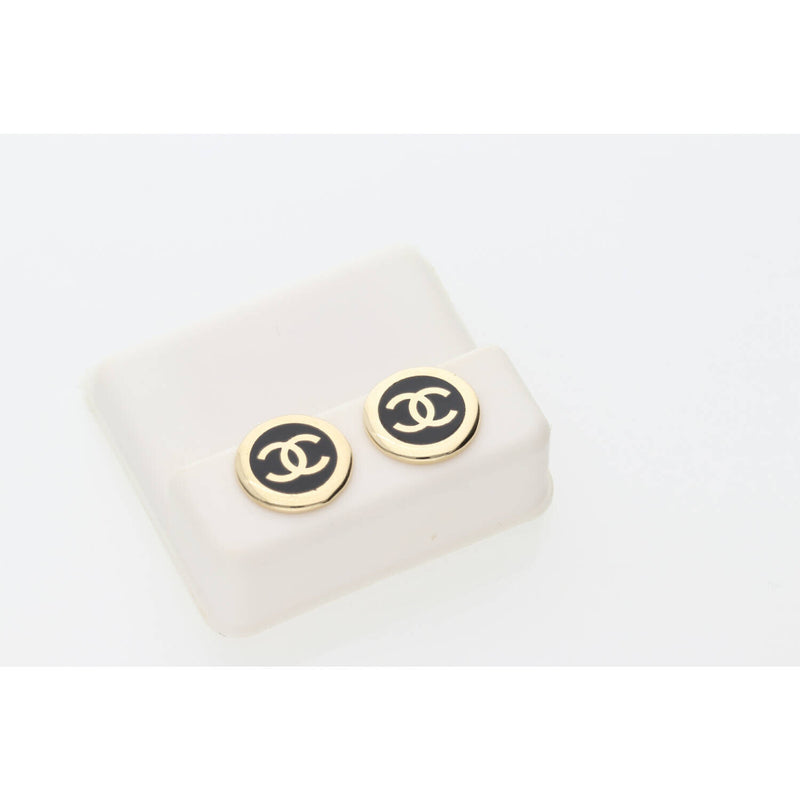 14 Karat Gold "CC" Round Onyx Stud Earring W:2.7