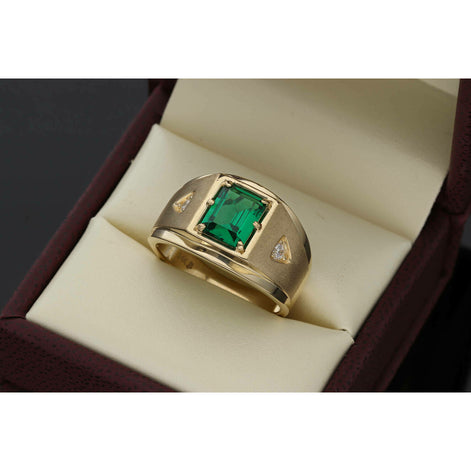 14 Karat Gold Cz Square Green Stone Ring S:11 W:7.7