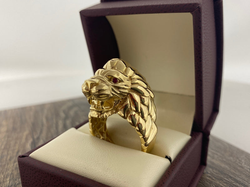 10 Karat Gold Lion Ring