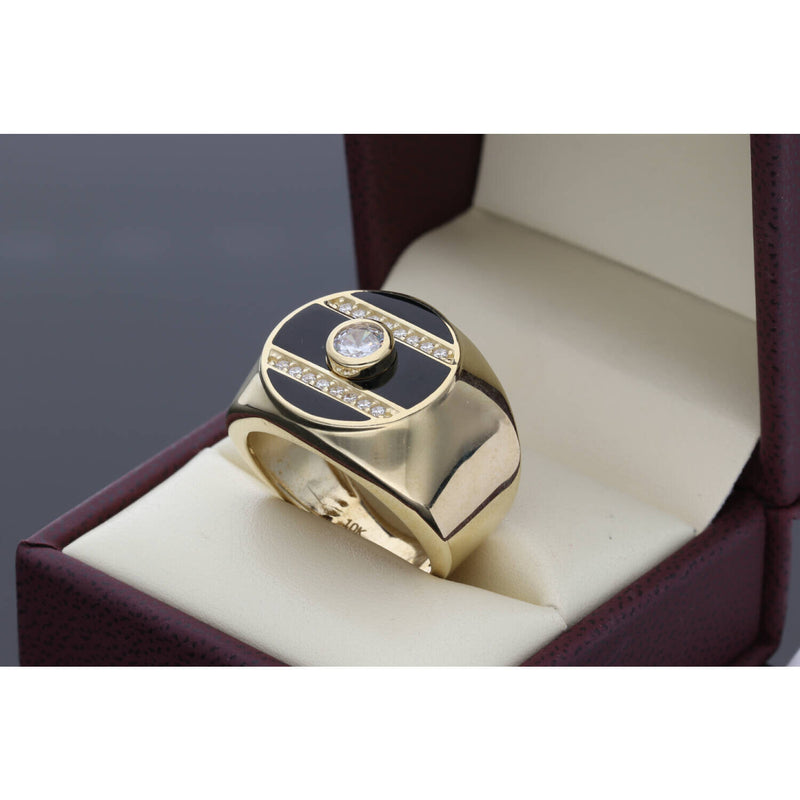 10 Karat Gold Round Black Onyx Ring
