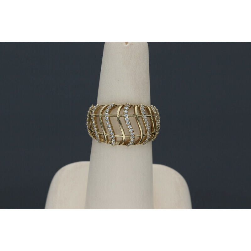 10 Karat Gold  Zirconium  Stones Waves Fancy Band