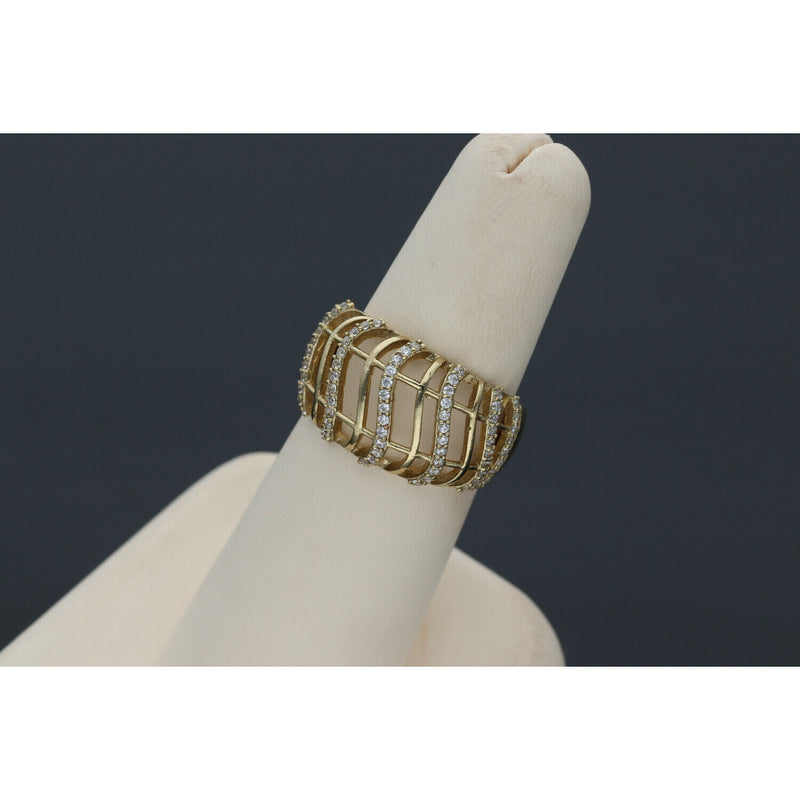 10 Karat Gold  Zirconium  Stones Waves Fancy Band
