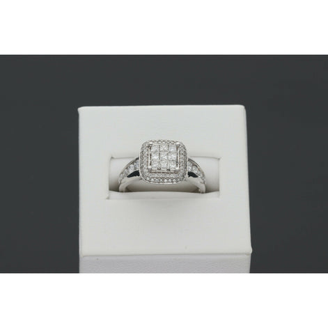 10 Karat White Gold & 1.00 Ctw Diamond Fancy Ring