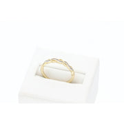 Sparkle in Style: 10K Gold 0.15ctw Diamond Twist Rope Ring