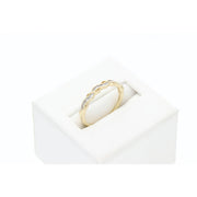 Sparkle in Style: 10K Gold 0.15ctw Diamond Twist Rope Ring
