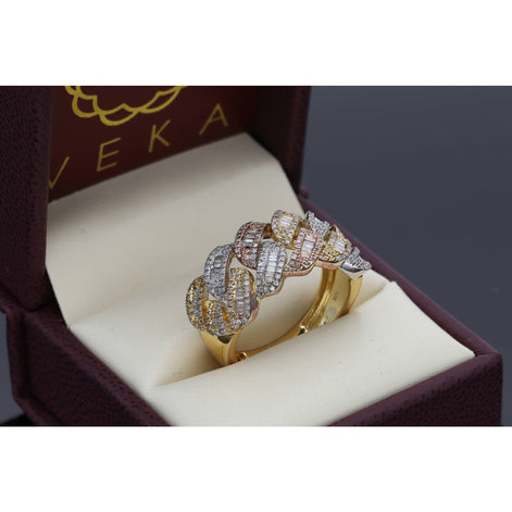3 Tone Cuban Link Style Men Band with 0.90 CTW Natural Diamonds set in a beautiful and luxurious leather box.