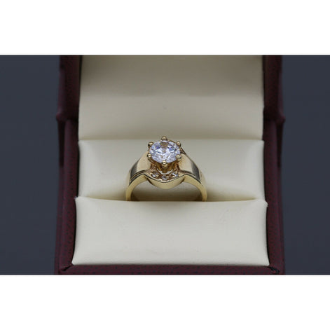 Single Stone 10 karat Band