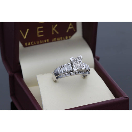 10K White Gold 0.15 ctw Diamond Cinderella Ring