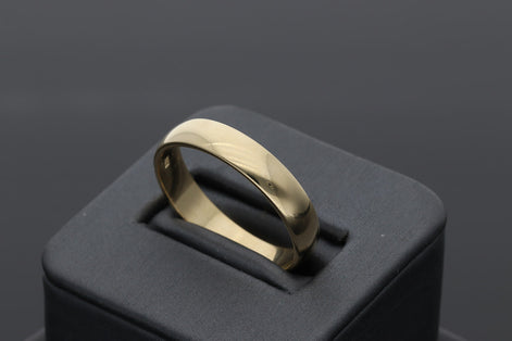 14 Karat Gold Plain Band Ring 3.9mm