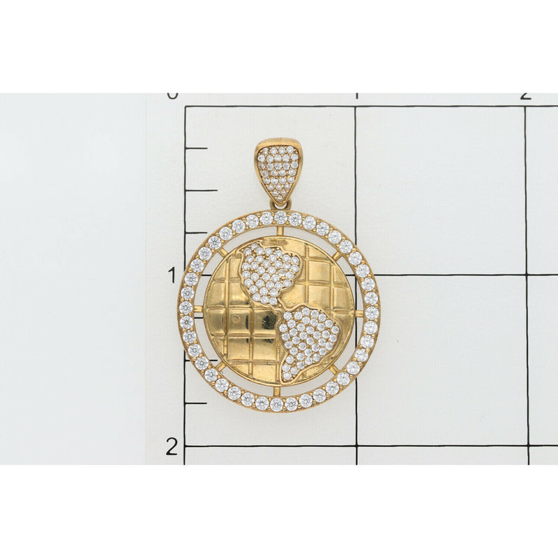 10 karat Gold & Cz World Medal Charm W: 7.3g