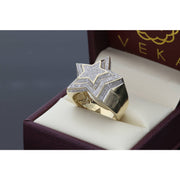 Front close-up view of the multi-star pattern on the gold and diamond men's ring from VEKA Jewelry, emphasizing the GH SI quality diamonds.