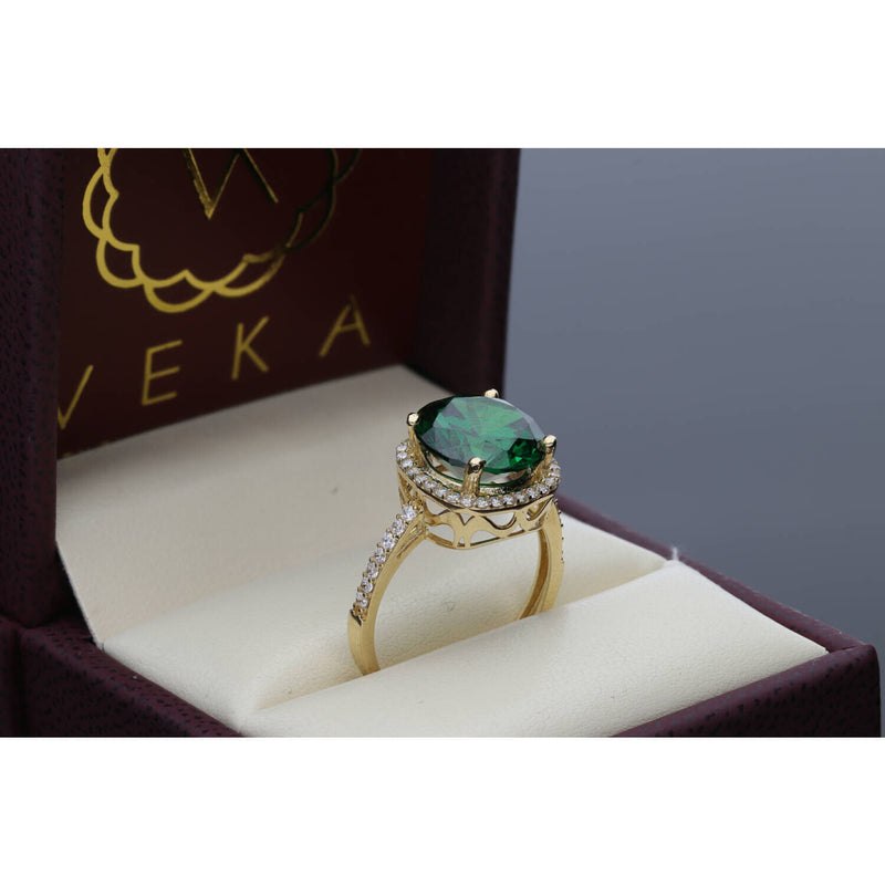 14 Karat Gold Green  Gem Ring
