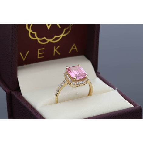 14 Karat Gold Pink Gem Ring