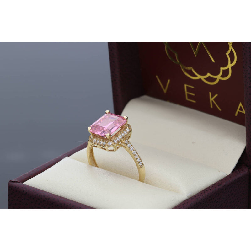 14 Karat Gold Pink Gem Ring