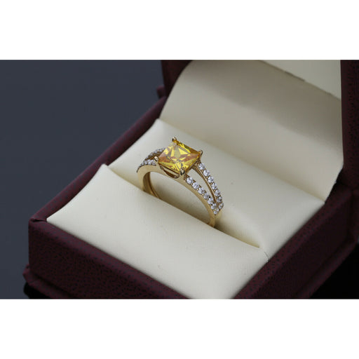 10 Karat Gold and Zirc Yellow Stone